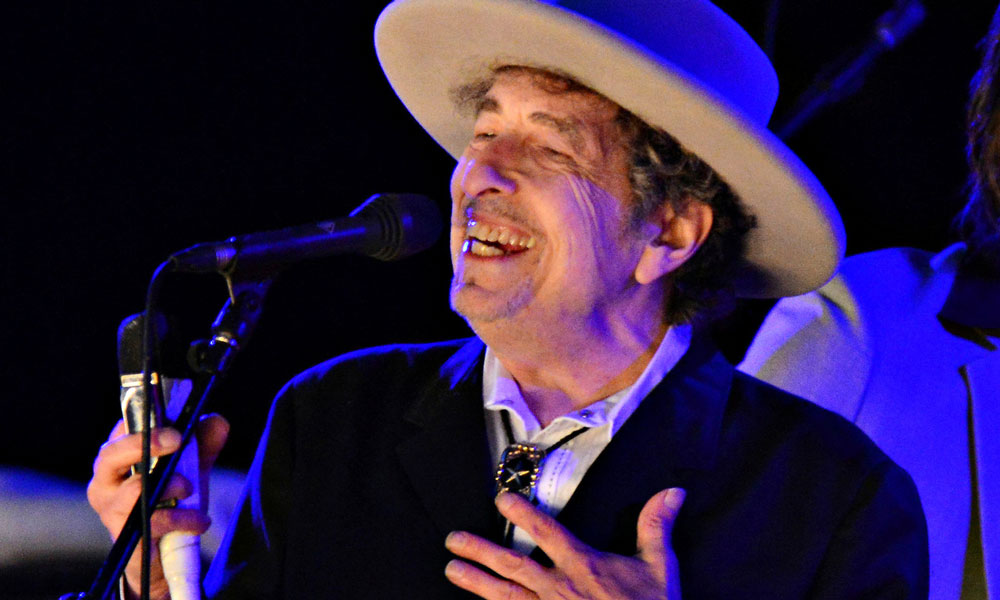 Bob Dylan's Nobel Prize Win Doesn't Change the Definition of Literature, Groups Say - Associations Now