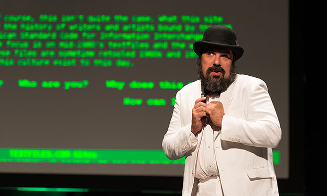 Jason Scott, shown speaking at a 2012 conference. (photo by happy.apple/Flickr)